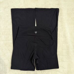 TNA Aritzia Black Flare Leggings